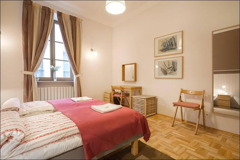 P&O Podwale Apartments Varsóvia Exterior foto